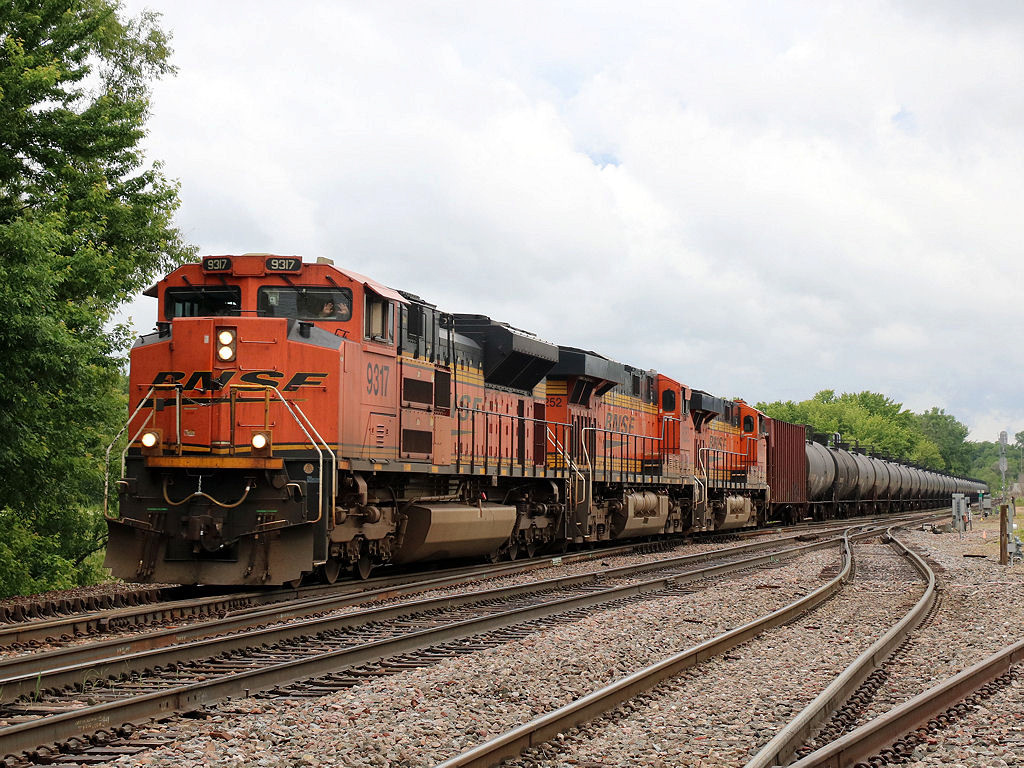 BNSF 9317